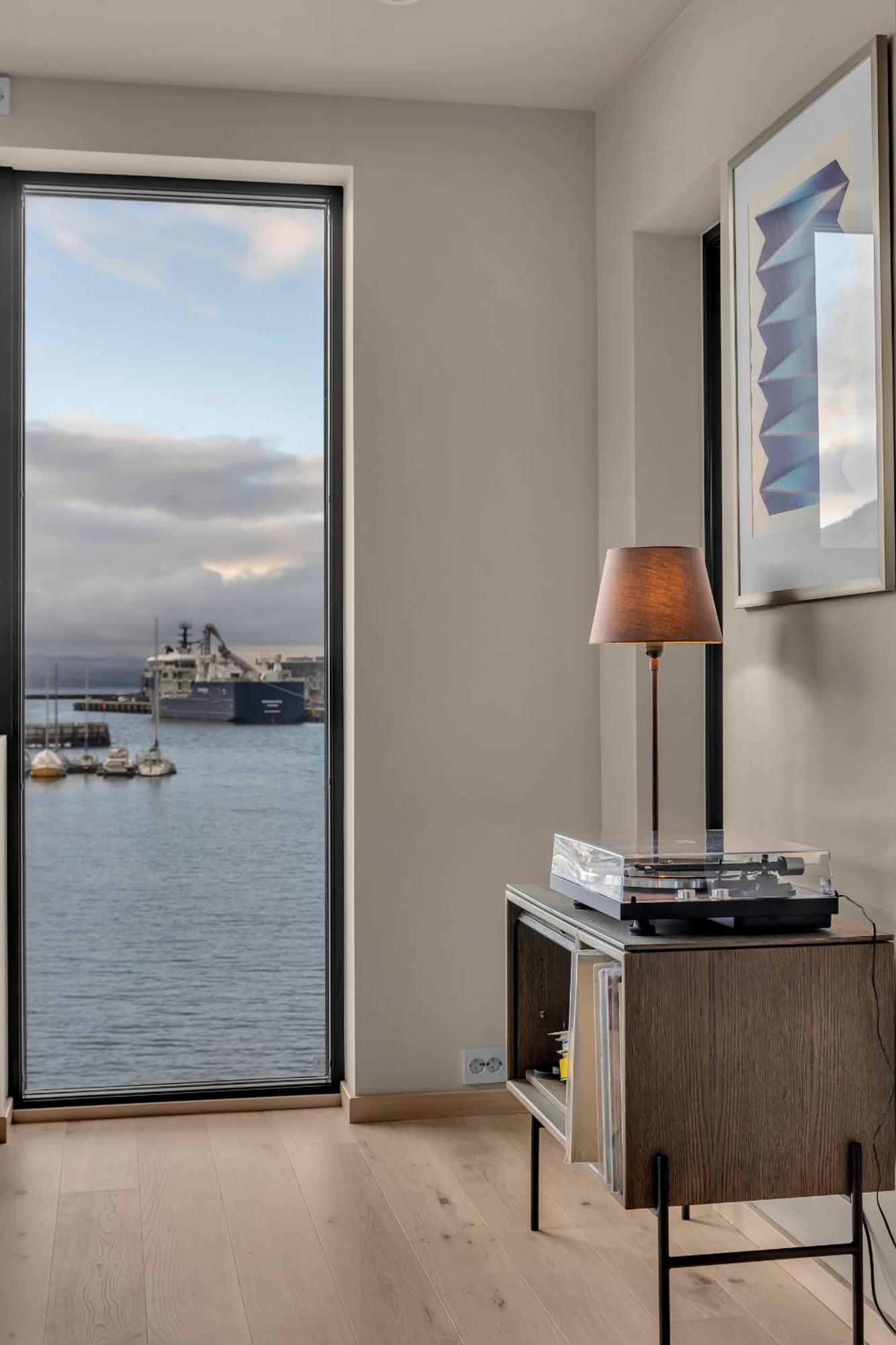 Uhre - Spectacular Views And Location Tromsø